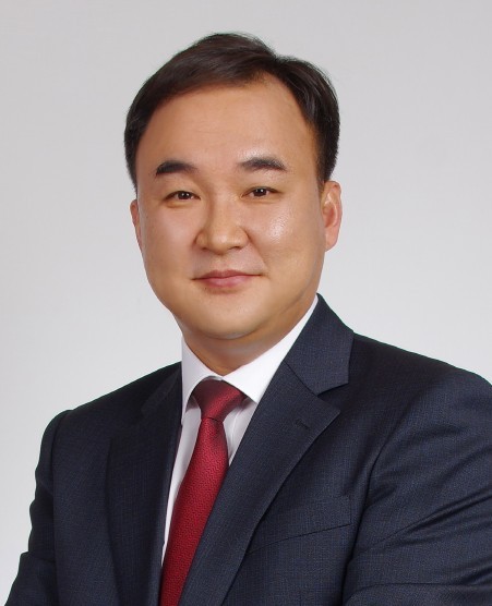 윤기섭 후보