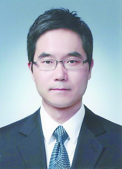 이완형 후보