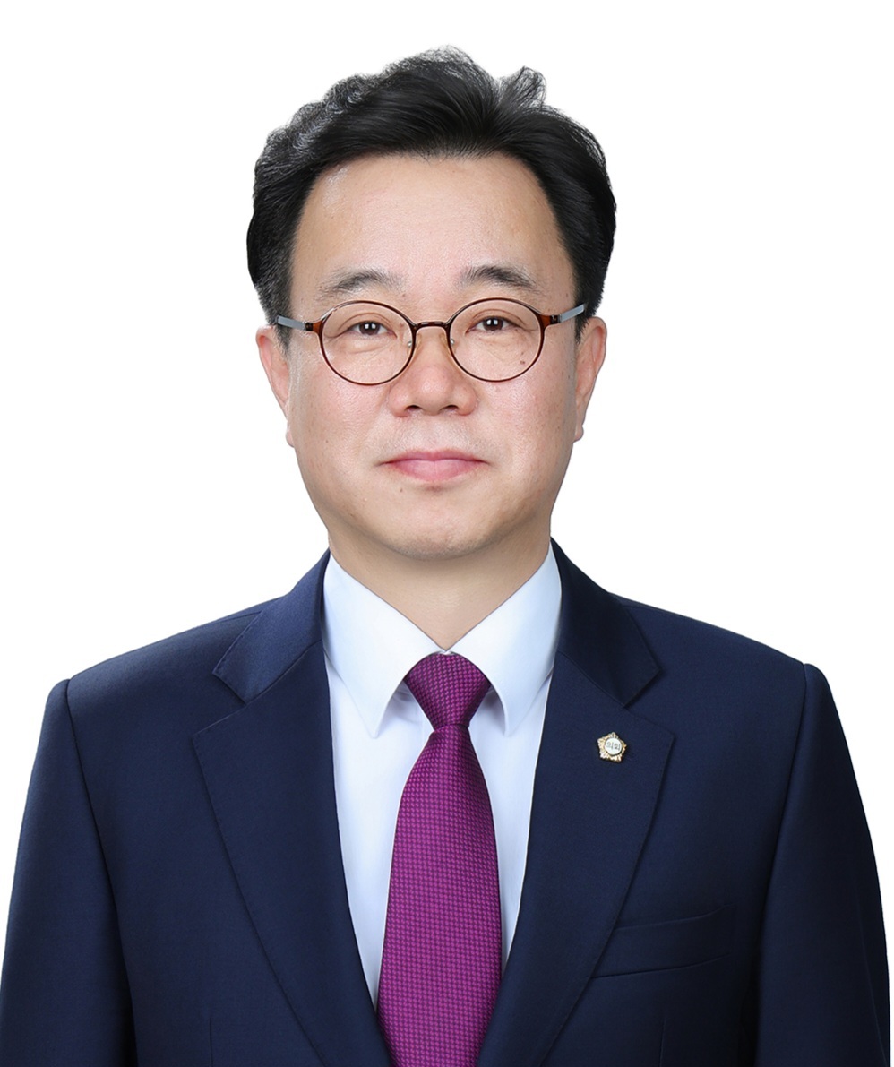 장영진 후보