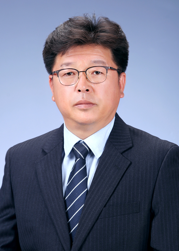 오창근 후보