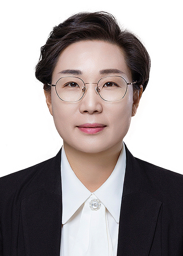 김아진 후보