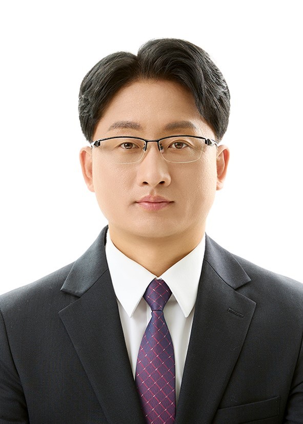 이성일 후보