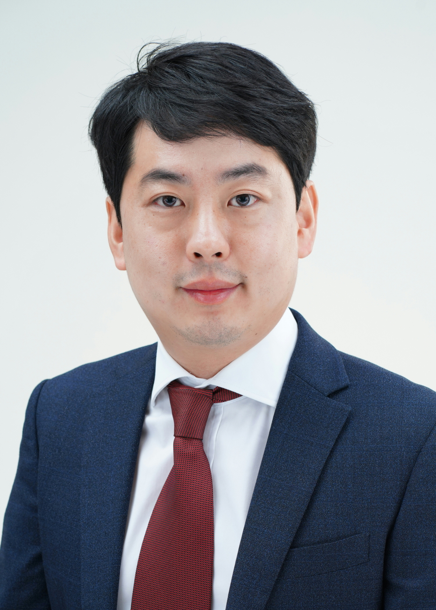 안유안 후보