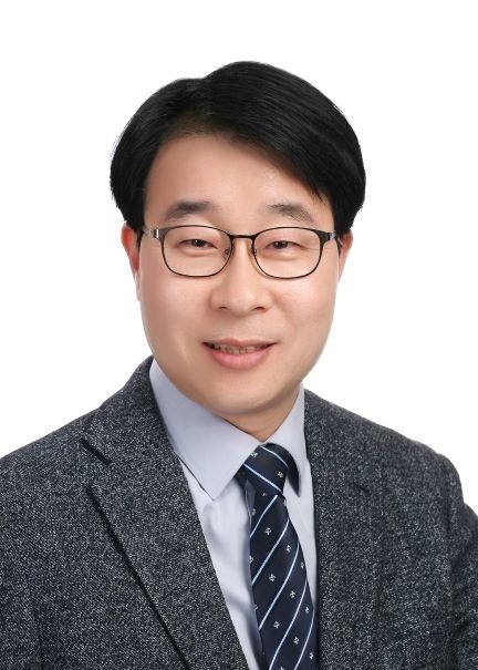 신용하 후보