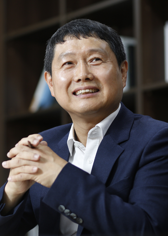 우창윤 후보
