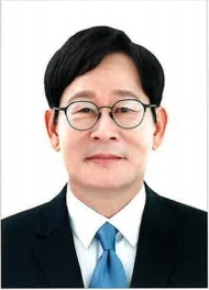 신영욱 후보