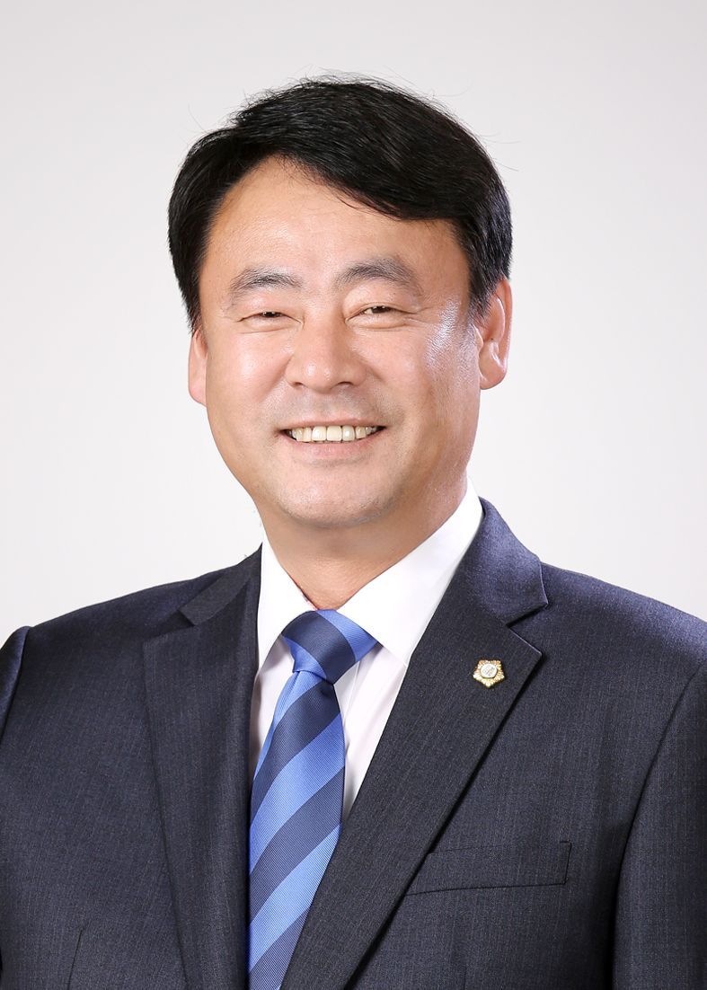 임정섭 후보