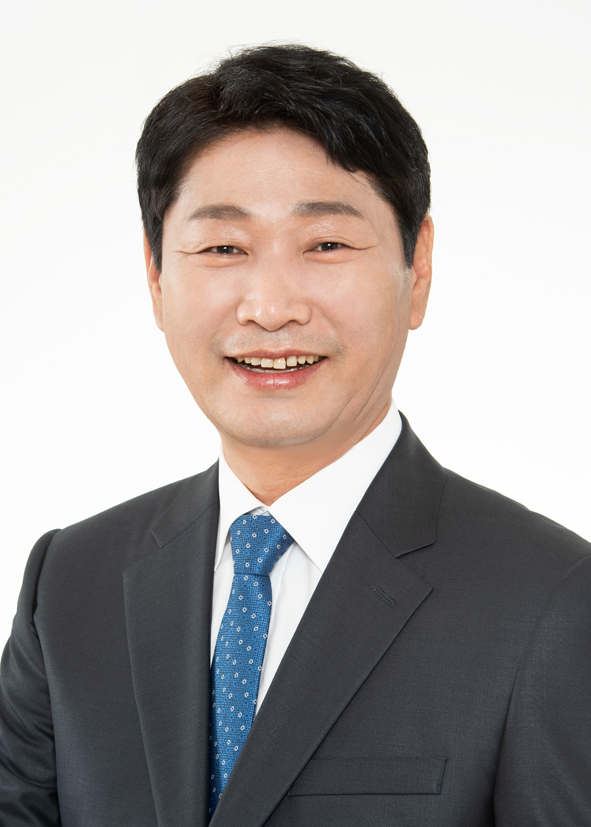 김홍섭 후보