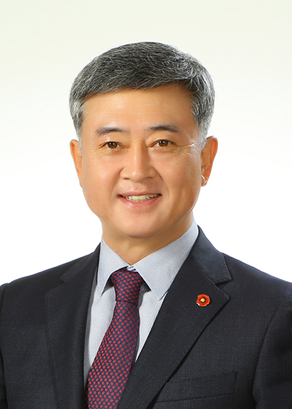 김덕홍 후보