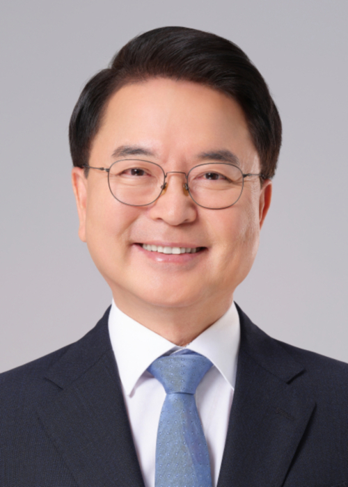 육동한 후보