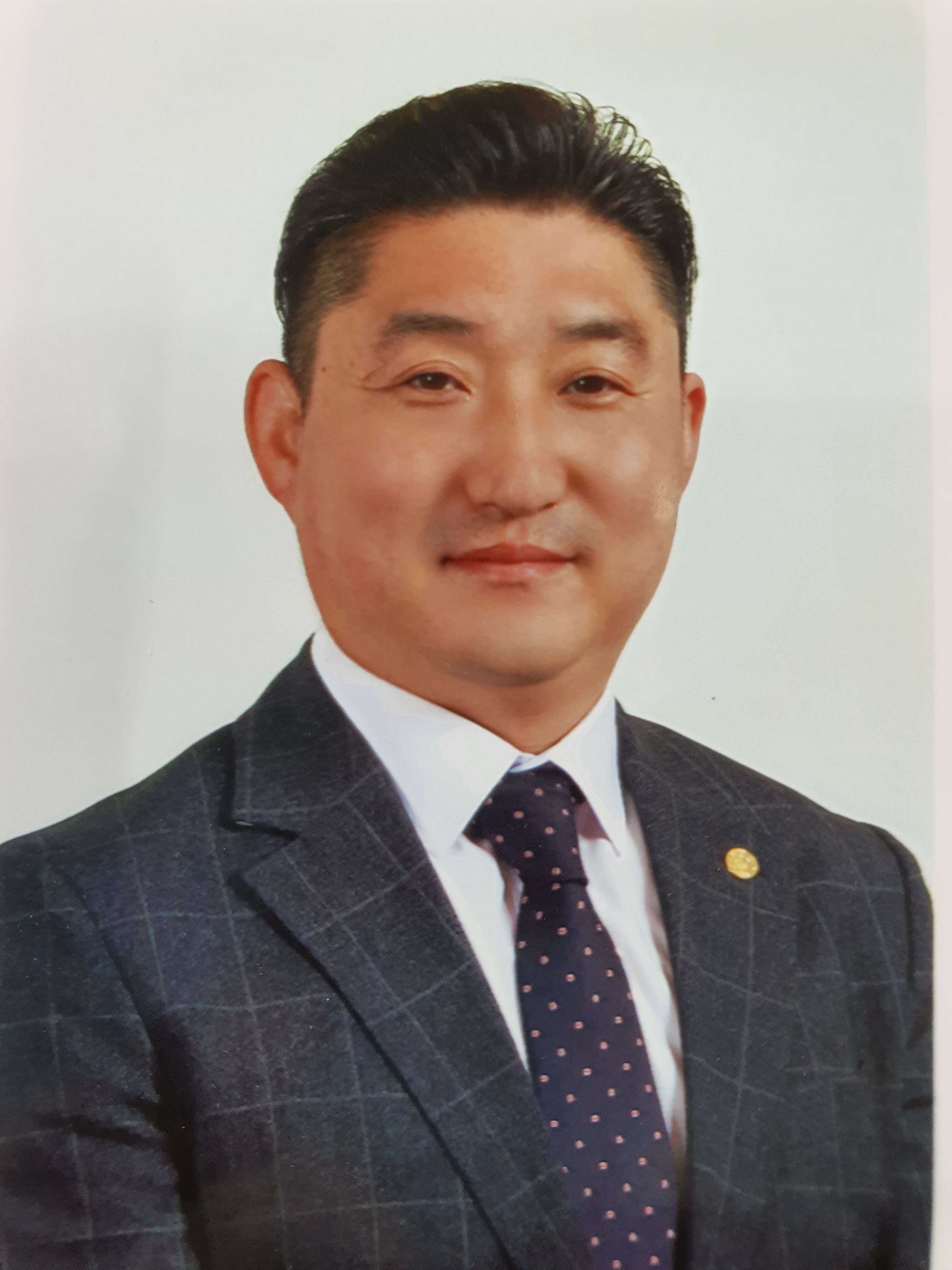 배근형 후보