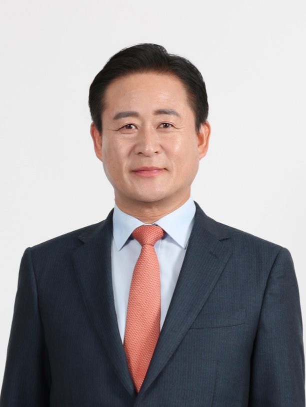 신영재 후보