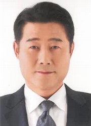 박용욱 후보